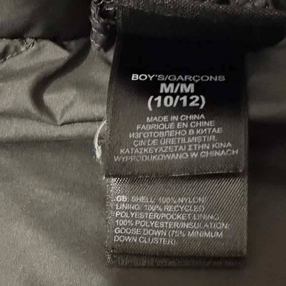 The North Face Boys Classic Black Puffer Jacket Size M 10-12 - Picture 8 of 11